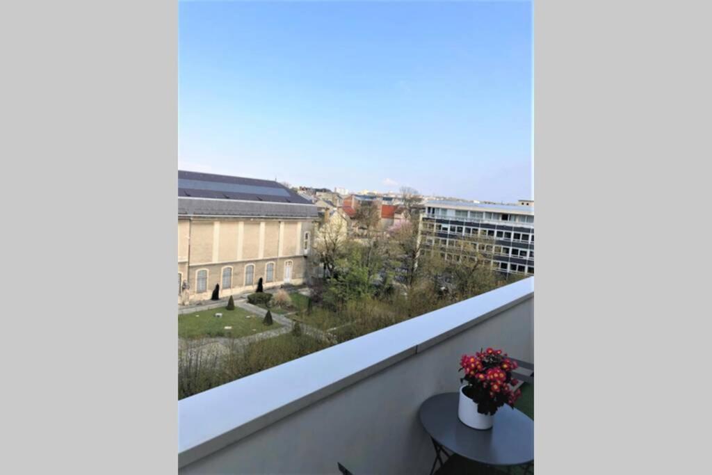 Hypercentre Grand Balcon Vue Cathedrale Apartment Reims Ngoại thất bức ảnh